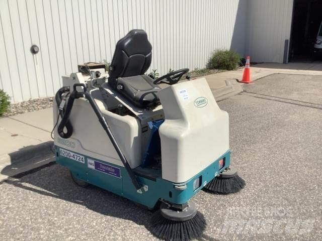 Tennant 6200 Innenraumkehrmaschinen
