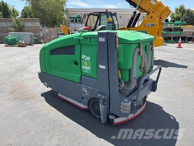 Tennant M20 Schrubtrockner