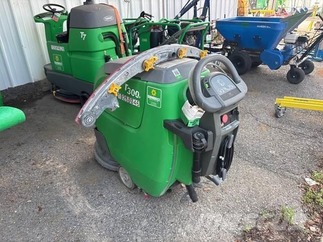 Tennant T300E Schrubtrockner