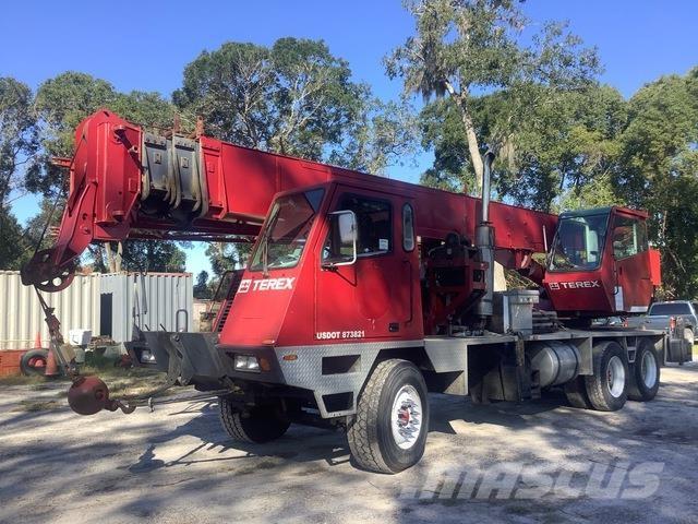 Terex T230 Raupenkrane
