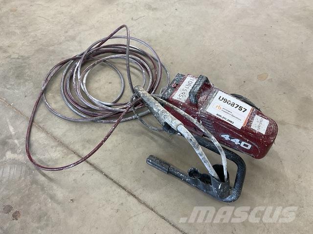 Titan Tool 440 Sonstige Baumaschinen