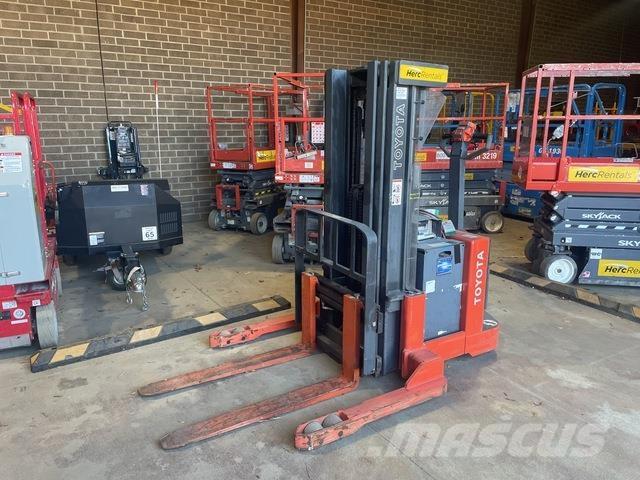 Toyota 6BWS20 Selbstfahrstapler
