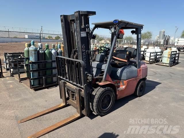 Toyota 7FGU30 Sonstige Baumaschinen