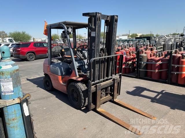 Toyota 7FGU30 Sonstige Baumaschinen