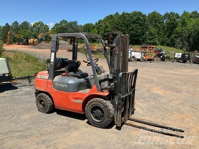 Toyota 7FGU32 Sonstige Baumaschinen
