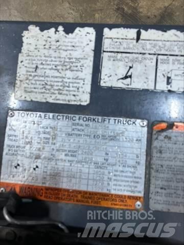 Toyota 8FBCU25 Elektro Stapler
