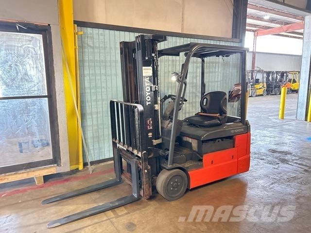 Toyota 8FBE20U Elektro Stapler