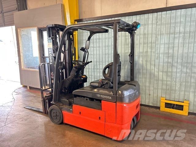 Toyota 8FBE20U Elektro Stapler