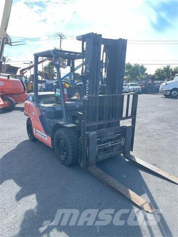 Toyota 8FD35U Andere Gabelstapler