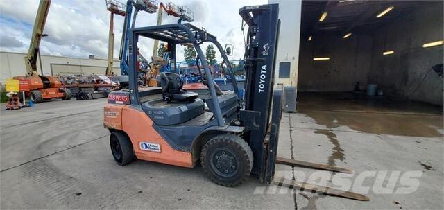 Toyota 8FD35U Andere Gabelstapler