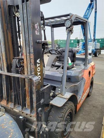 Toyota 8FD35U Andere Gabelstapler