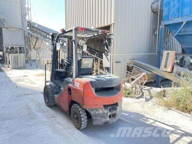 Toyota 8FDU25 Andere Gabelstapler