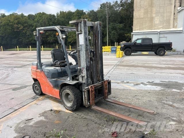 Toyota 8FDU25 Andere Gabelstapler