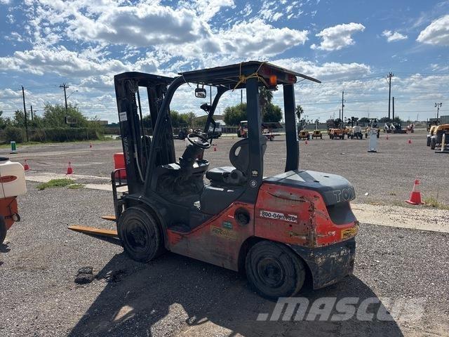 Toyota 8FDU30 Andere Gabelstapler