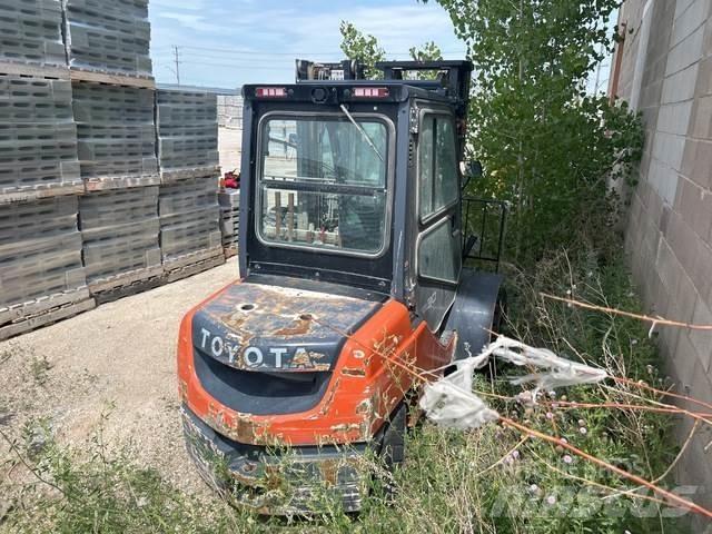 Toyota 8FG45U Sonstige Baumaschinen
