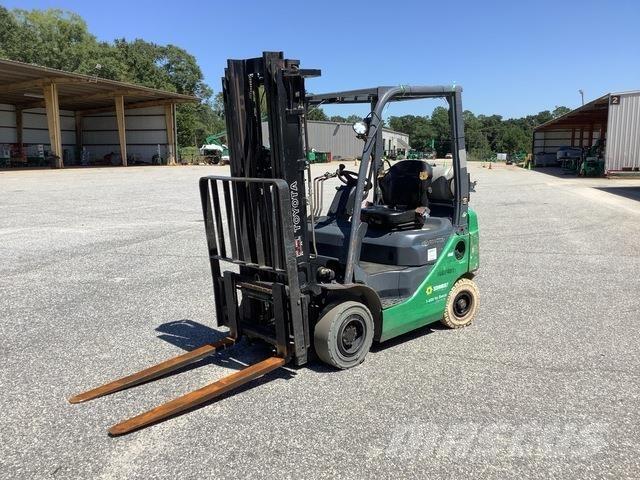 Toyota 8FGU15 Andere Gabelstapler