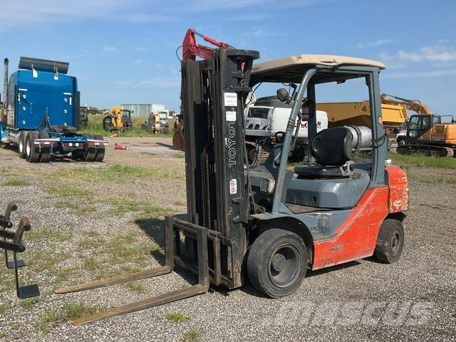 Toyota 8FGU25 Andere Gabelstapler