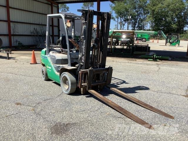 Toyota 8FGU25 Andere Gabelstapler