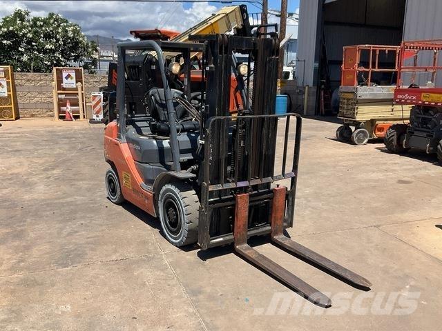 Toyota 8FGU25 Andere Gabelstapler