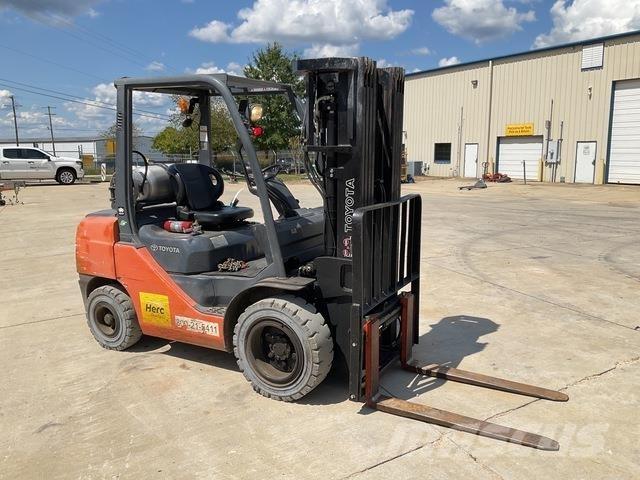 Toyota 8FGU30 Andere Gabelstapler