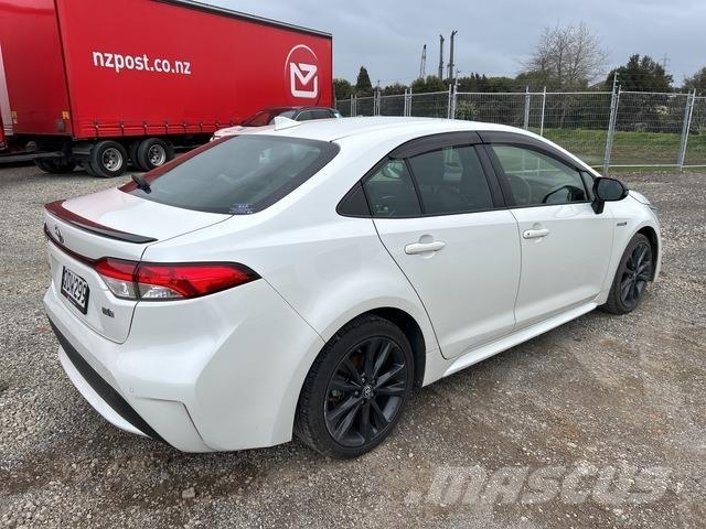 Toyota Corolla PKWs