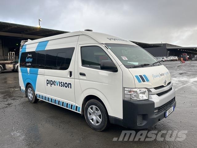 Toyota HiAce Lieferwagen