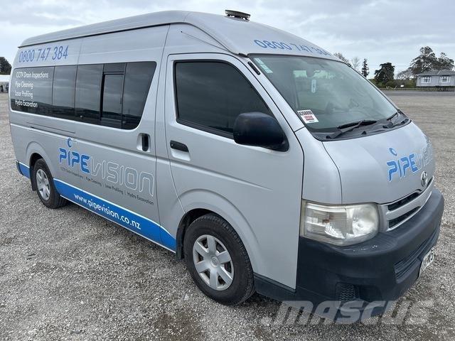 Toyota HiAce Lieferwagen