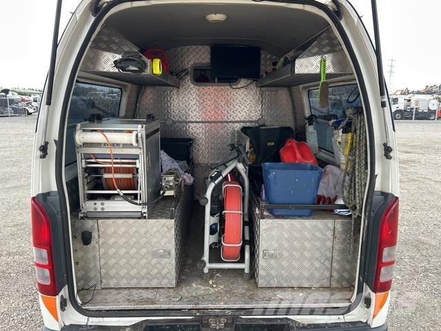 Toyota HiAce Lieferwagen