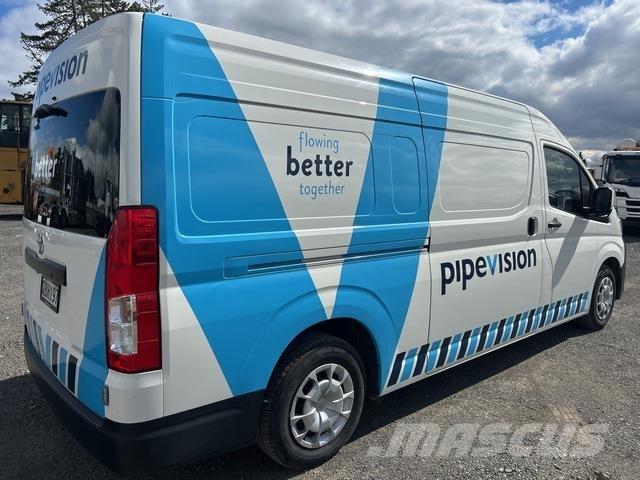 Toyota HiAce Lieferwagen