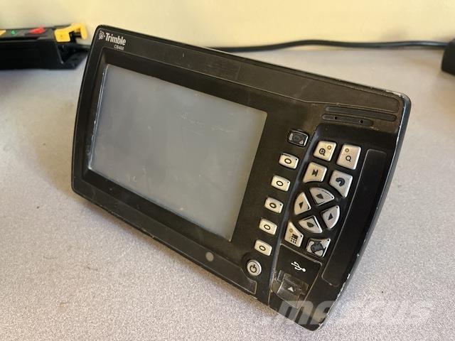Trimble CB460 Sonstige Baumaschinen