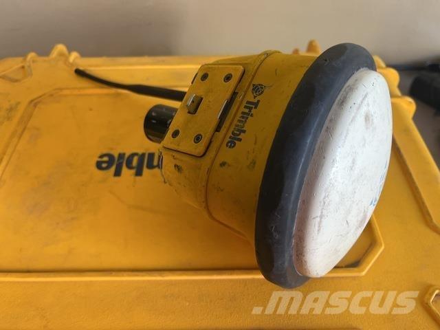 Trimble SPS985 Sonstige Baumaschinen