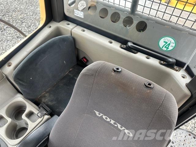 Volvo A25F Dumper - Knickgelenk