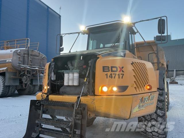 Volvo A40E Dumper - Knickgelenk