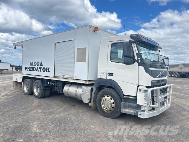 Volvo FM11 Saug- und Druckwagen