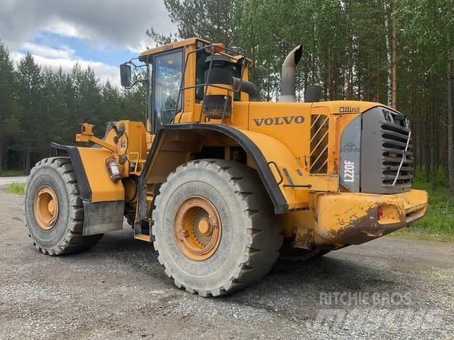 Volvo L220 F Radlader