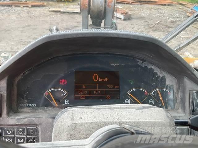 Volvo L220 F Radlader