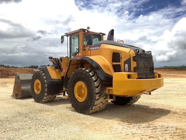 Volvo L220H Radlader