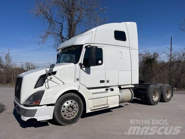 Volvo VNL Sattelzugmaschinen