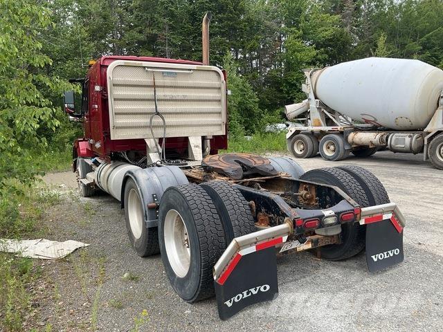 Volvo VNL Sattelzugmaschinen