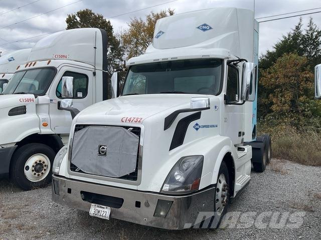 Volvo VNL Sattelzugmaschinen