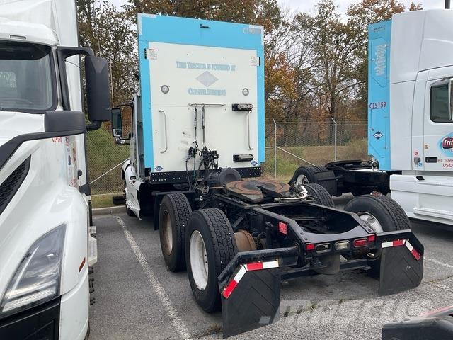 Volvo VNL Sattelzugmaschinen