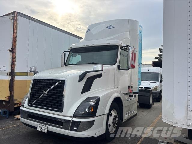 Volvo VNL Sattelzugmaschinen