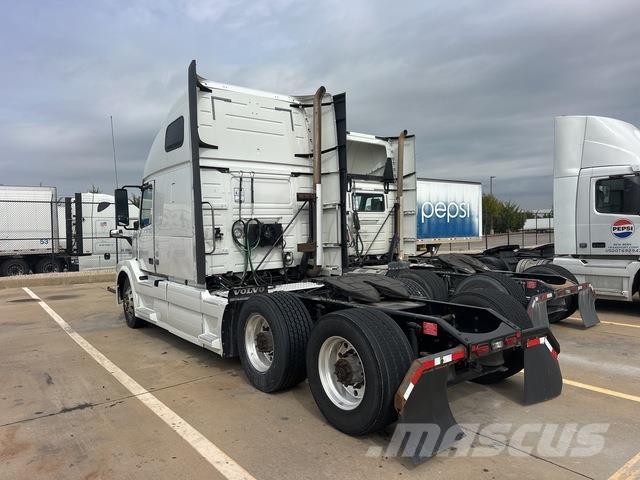 Volvo VNL64T Sattelzugmaschinen