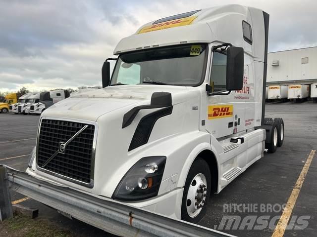 Volvo VNL670 Sattelzugmaschinen
