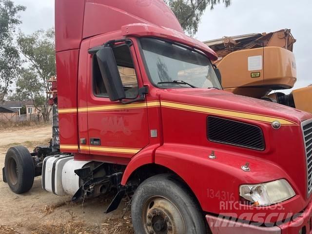 Volvo VNM Sattelzugmaschinen