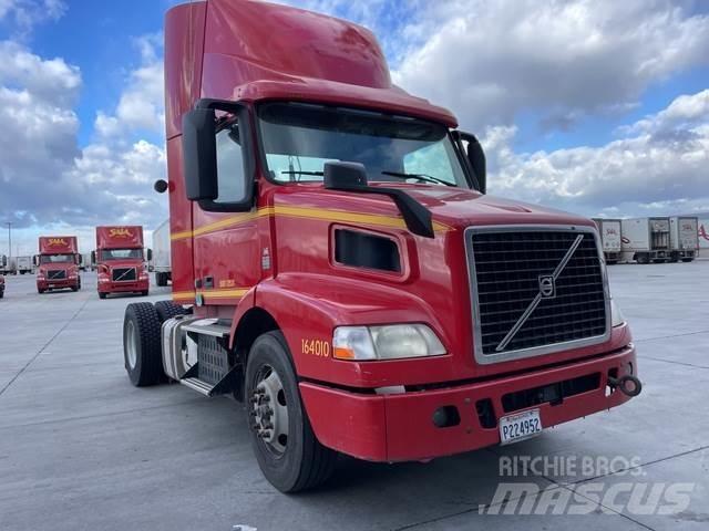 Volvo VNM Sattelzugmaschinen