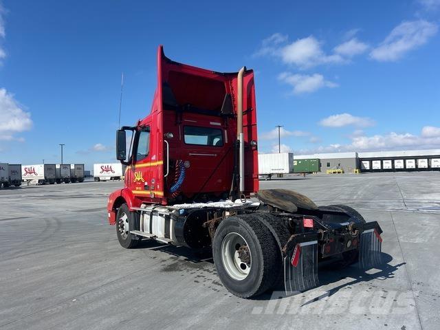 Volvo VNM Sattelzugmaschinen