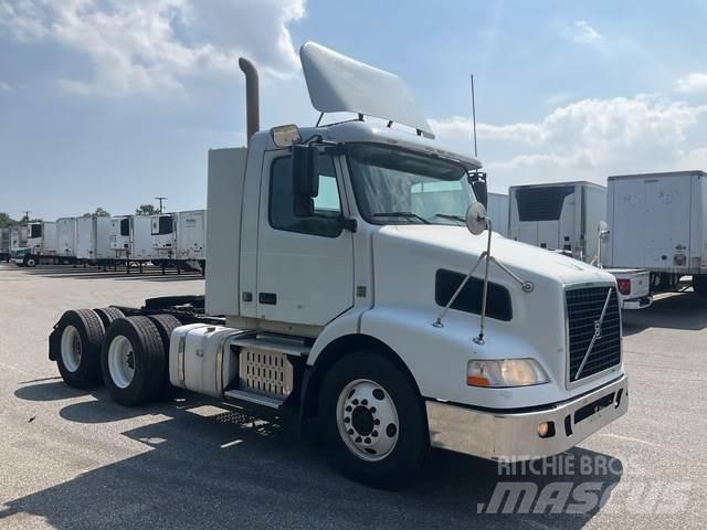 Volvo VNM Sattelzugmaschinen