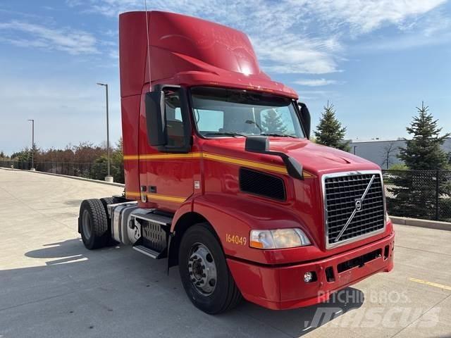 Volvo VNM Sattelzugmaschinen