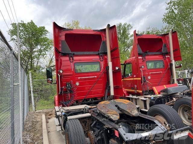 Volvo VNM Sattelzugmaschinen